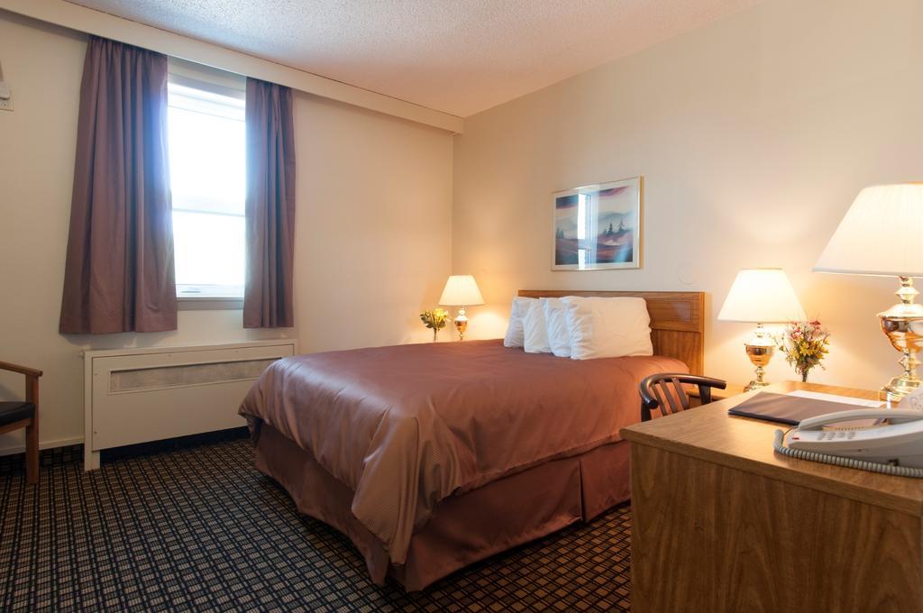 Assiniboine Gordon Inn On The Park Winnipeg Ngoại thất bức ảnh